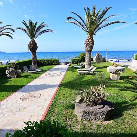 Nadia'S Studios & Apartments In Argasi, Sea-View ภายนอก รูปภาพ