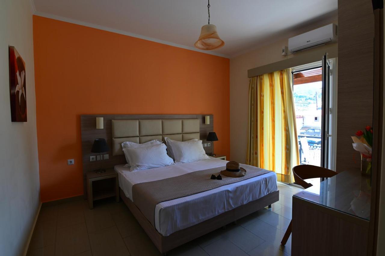Nadia'S Studios & Apartments In Argasi, Sea-View ภายนอก รูปภาพ