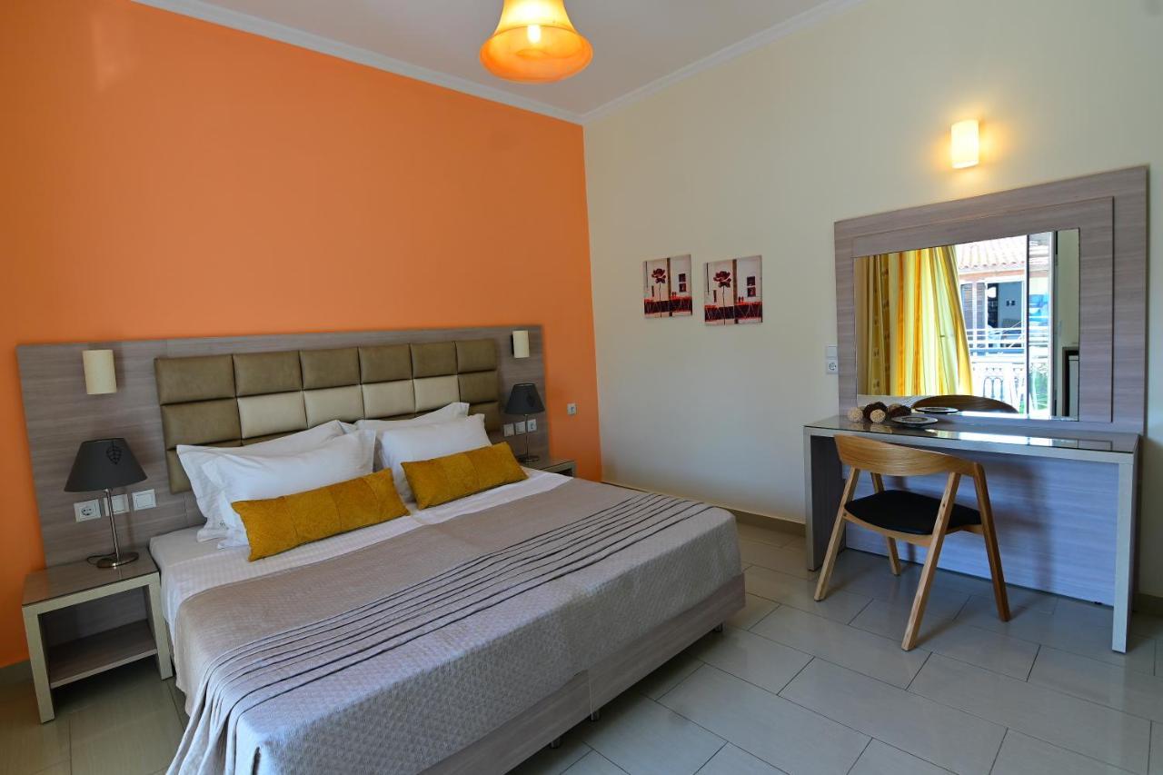 Nadia'S Studios & Apartments In Argasi, Sea-View ภายนอก รูปภาพ